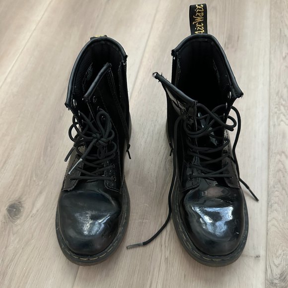 Dr. Martens Other - Doc marten's black size 3